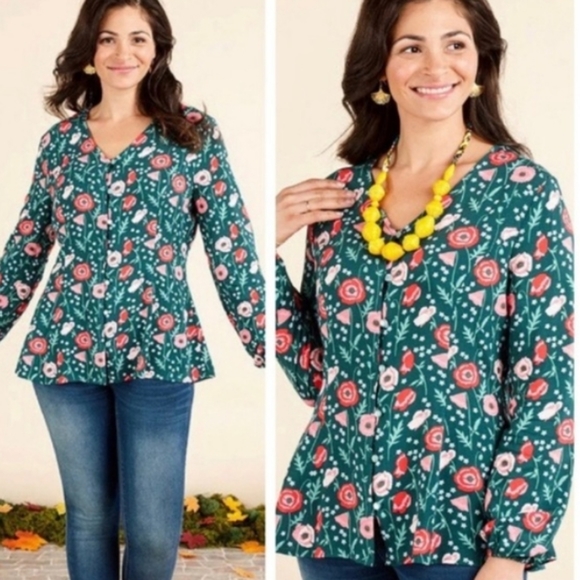 2 FOR $25! Matilda Jane Yesteryear Green Red Floral Top - Picture 11 of 12